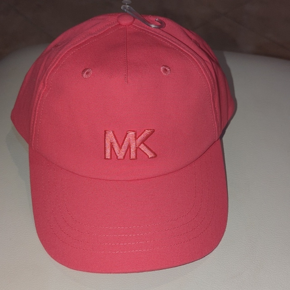 Michael Kors pink baseball cap NWT